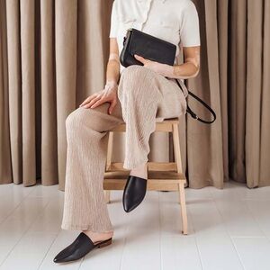 [SOLD 💫] Poppy Barley Market Mule in embossed croc